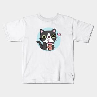 Cute Black Tuxedo Cat Loves Drinking Bubble Tea Kids T-Shirt